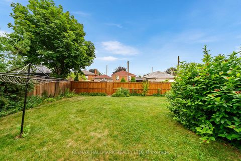 Photo 34 at 27 Sunray Crescent, CFB, Toronto