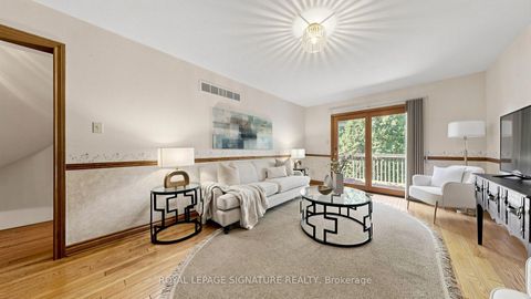 Photo 7 at 8 Royal Garden Boulevard, East Woodbridge, Vaughan