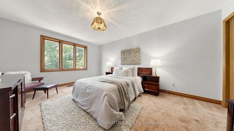 Photo 25 at 8 Royal Garden Boulevard, East Woodbridge, Vaughan