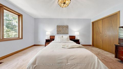 Photo 26 at 8 Royal Garden Boulevard, East Woodbridge, Vaughan