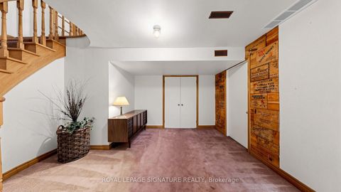 Photo 34 at 8 Royal Garden Boulevard, East Woodbridge, Vaughan