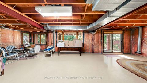 Photo 36 at 8 Royal Garden Boulevard, East Woodbridge, Vaughan
