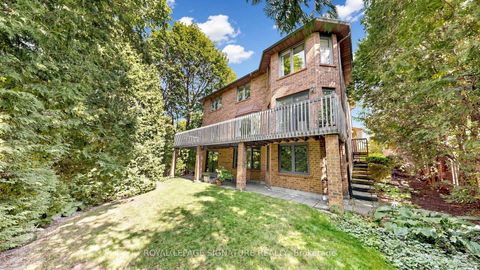 Photo 38 at 8 Royal Garden Boulevard, East Woodbridge, Vaughan
