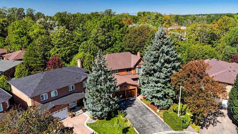 Photo 40 at 8 Royal Garden Boulevard, East Woodbridge, Vaughan