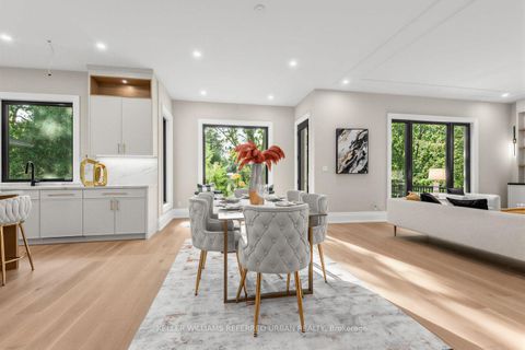 Photo 18 at 160 Lawrence Avenue, Harding, Richmond Hill