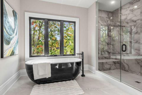 Photo 33 at 160 Lawrence Avenue, Harding, Richmond Hill
