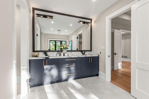 Photo 34 at 160 Lawrence Avenue, Harding, Richmond Hill