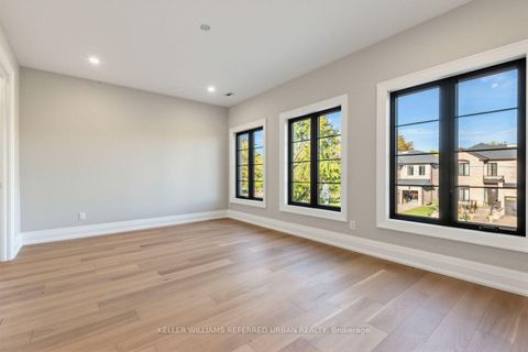 Photo 39 at 160 Lawrence Avenue, Harding, Richmond Hill