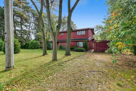 Photo 4 at 2 Welton Street, Maple, Vaughan
