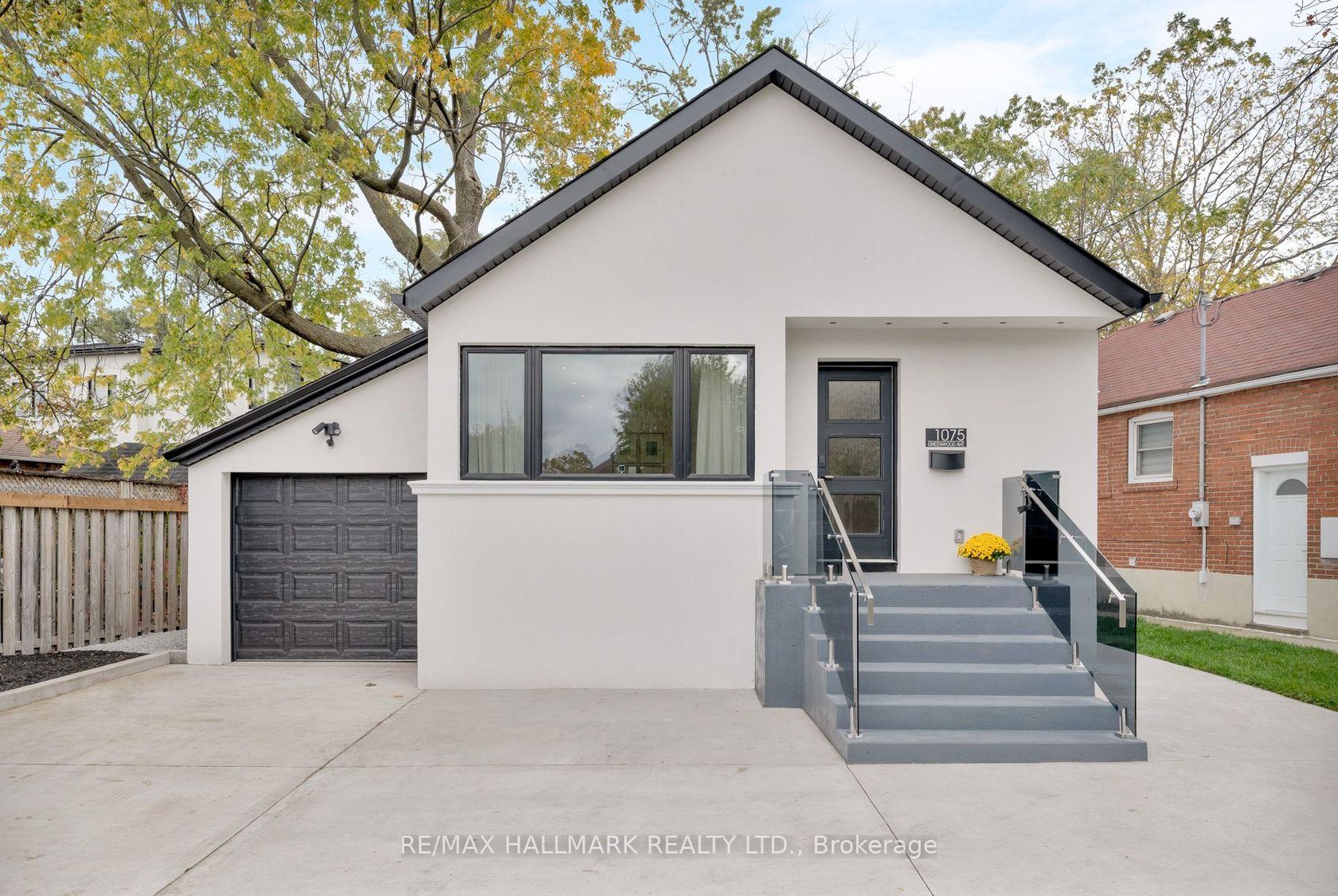 1075 Greenwood Avenue, East York, Toronto 