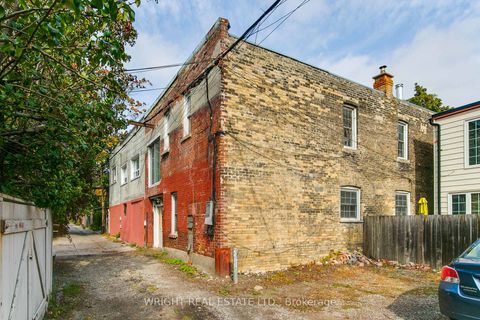 Photo 1 at Rear - 105 Major Street, University, Toronto