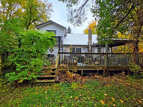 Photo 4 at 31260 Lake Ridge Road, Pefferlaw, Georgina