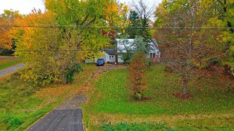 Photo 8 at 31260 Lake Ridge Road, Pefferlaw, Georgina