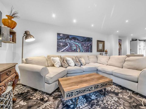 Photo 5 at 18 Riviera Drive, Glen Shields, Vaughan