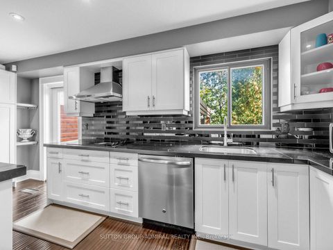 Photo 15 at 18 Riviera Drive, Glen Shields, Vaughan