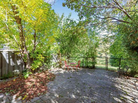 Photo 32 at 18 Riviera Drive, Glen Shields, Vaughan