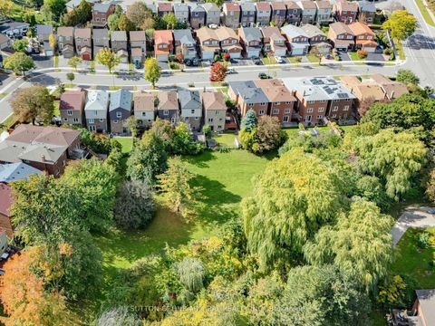 Photo 34 at 18 Riviera Drive, Glen Shields, Vaughan