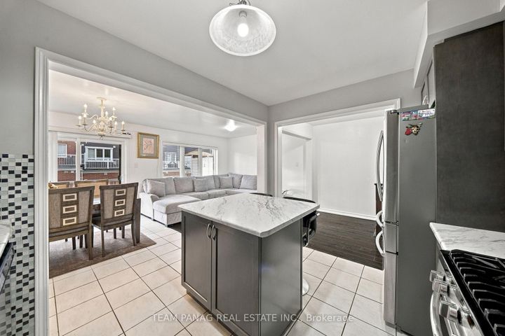 Photo 15 at 230 Remembrance Road, Northwest Brampton, Brampton