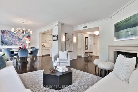 Photo 2 at 101 - 4 Lowther Avenue, Annex, Toronto