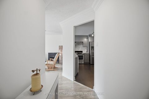 Photo 9 at 306 - 1131 Steeles Avenue W, Branson, Toronto