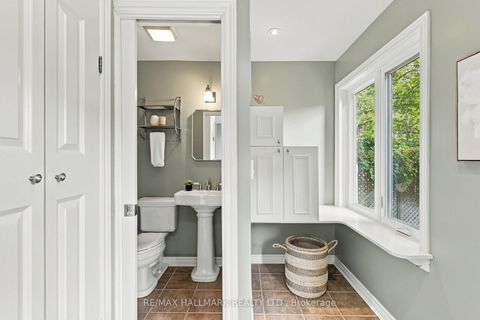 Photo 12 at 55 Waverley Road, The Beaches, Toronto
