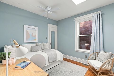 Photo 18 at 55 Waverley Road, The Beaches, Toronto