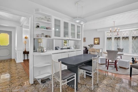 Photo 14 at 29 MALAREN Road, Maple, Vaughan