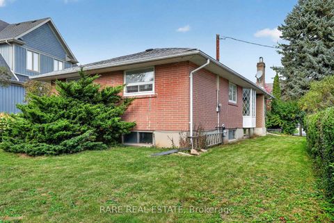 Photo 29 at 29 MALAREN Road, Maple, Vaughan