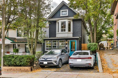 Photo 1 at 312 Kenilworth Avenue, The Beaches, Toronto