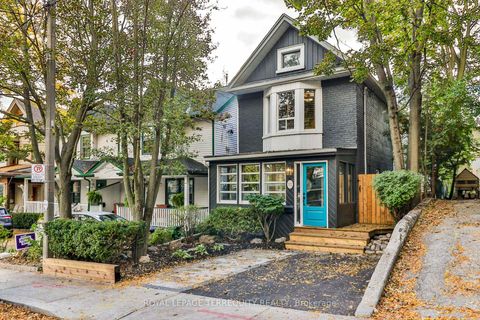 Photo 2 at 312 Kenilworth Avenue, The Beaches, Toronto