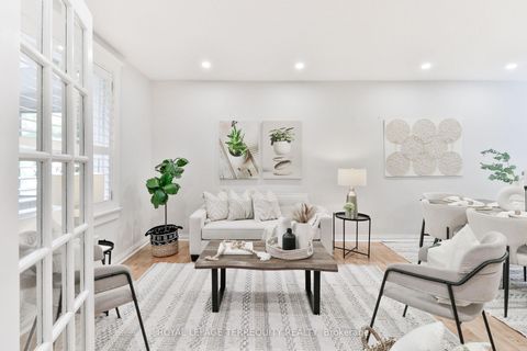 Photo 9 at 312 Kenilworth Avenue, The Beaches, Toronto