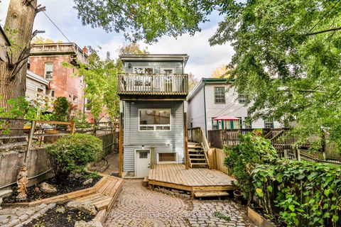 Photo 20 at 312 Kenilworth Avenue, The Beaches, Toronto