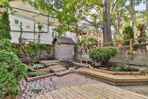 Photo 22 at 312 Kenilworth Avenue, The Beaches, Toronto