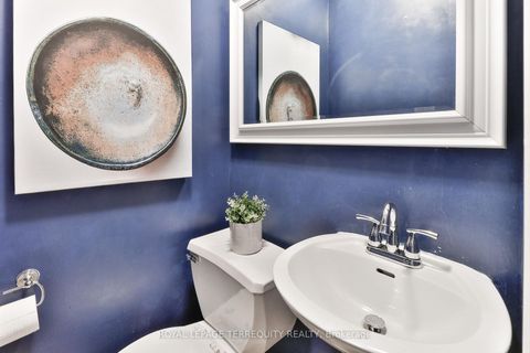 Photo 35 at 312 Kenilworth Avenue, The Beaches, Toronto