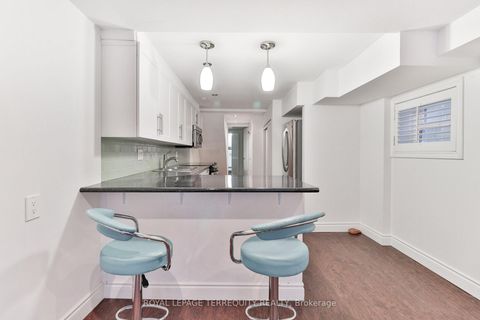 Photo 38 at 312 Kenilworth Avenue, The Beaches, Toronto