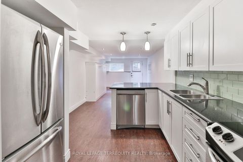 Photo 40 at 312 Kenilworth Avenue, The Beaches, Toronto