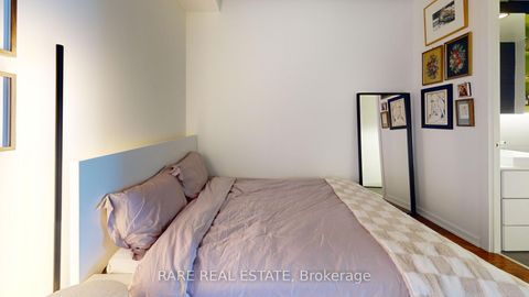 Photo 5 at 542 - 47 Lower River Street, Moss Park, Toronto