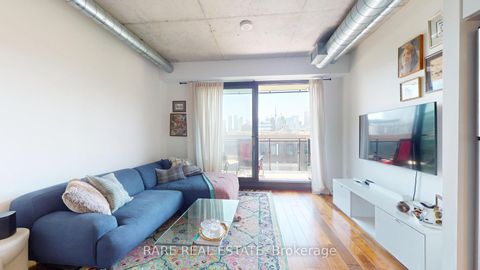 Photo 11 at 542 - 47 Lower River Street, Moss Park, Toronto