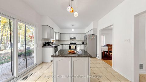 Photo 13 at 44 Canyon Hill Avenue, Westbrook, Richmond Hill