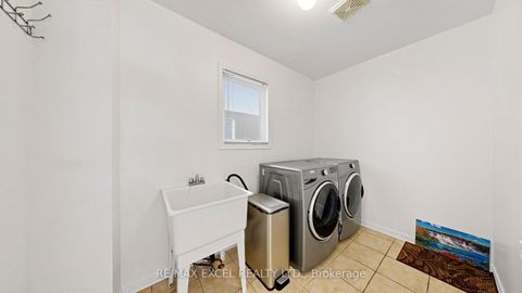 Photo 17 at 44 Canyon Hill Avenue, Westbrook, Richmond Hill