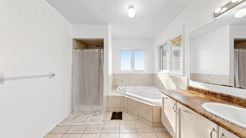 Photo 22 at 44 Canyon Hill Avenue, Westbrook, Richmond Hill
