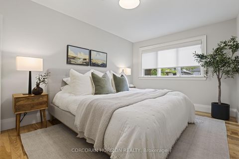 Photo 10 at 342 Hillsdale Avenue E, Mount Pleasant East, Toronto