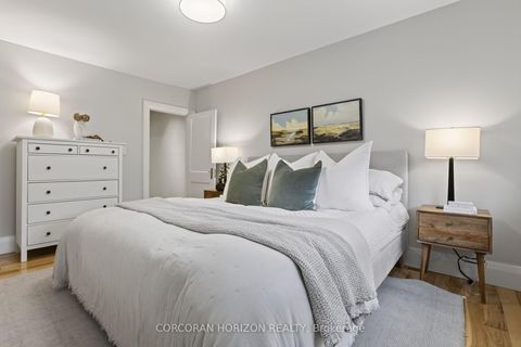 Photo 11 at 342 Hillsdale Avenue E, Mount Pleasant East, Toronto