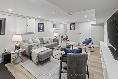 Photo 17 at 342 Hillsdale Avenue E, Mount Pleasant East, Toronto