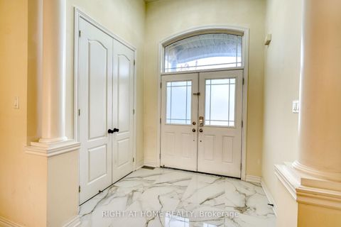 Photo 2 at 171 Maurier Boulevard, Patterson, Vaughan
