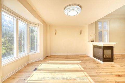 Photo 5 at 171 Maurier Boulevard, Patterson, Vaughan