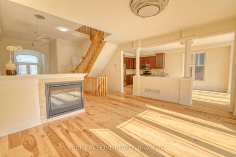 Photo 8 at 171 Maurier Boulevard, Patterson, Vaughan