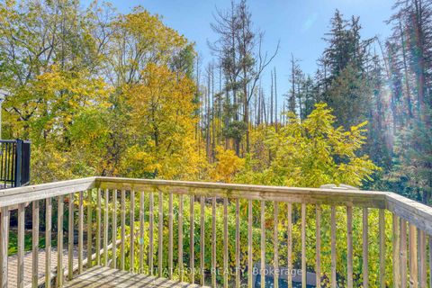 Photo 11 at 171 Maurier Boulevard, Patterson, Vaughan
