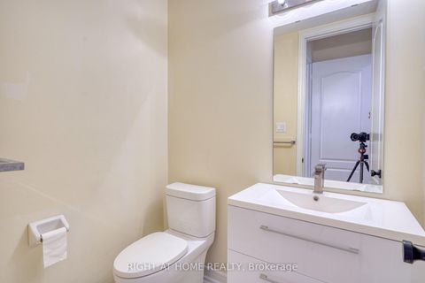 Photo 16 at 171 Maurier Boulevard, Patterson, Vaughan