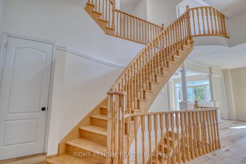 Photo 18 at 171 Maurier Boulevard, Patterson, Vaughan